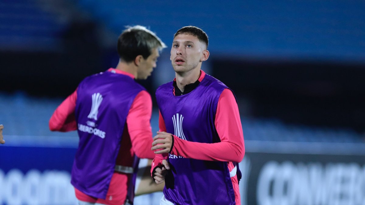 Mateo Carabajal forma parte de la sólida zaga de Independiente del Valle.