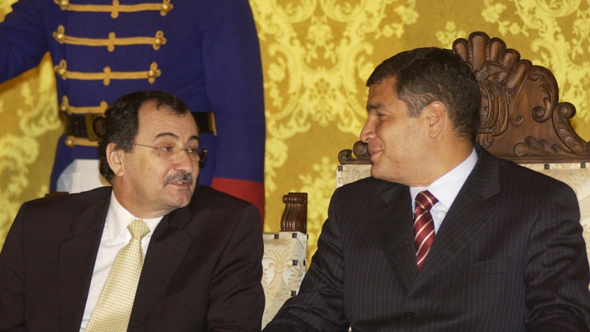 Rafael Correa posesionó a Carlos Pólit como contralor general en febrero de 2007.