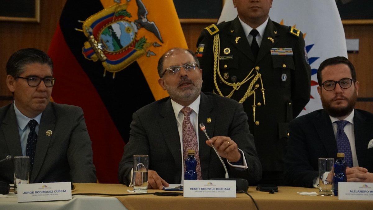 Semanas atrás, el presidente de la Asamblea Nacional, Henry Kronfle, refutó un reporte presentado por la Fundación Ciudadanía y Desarrollo.