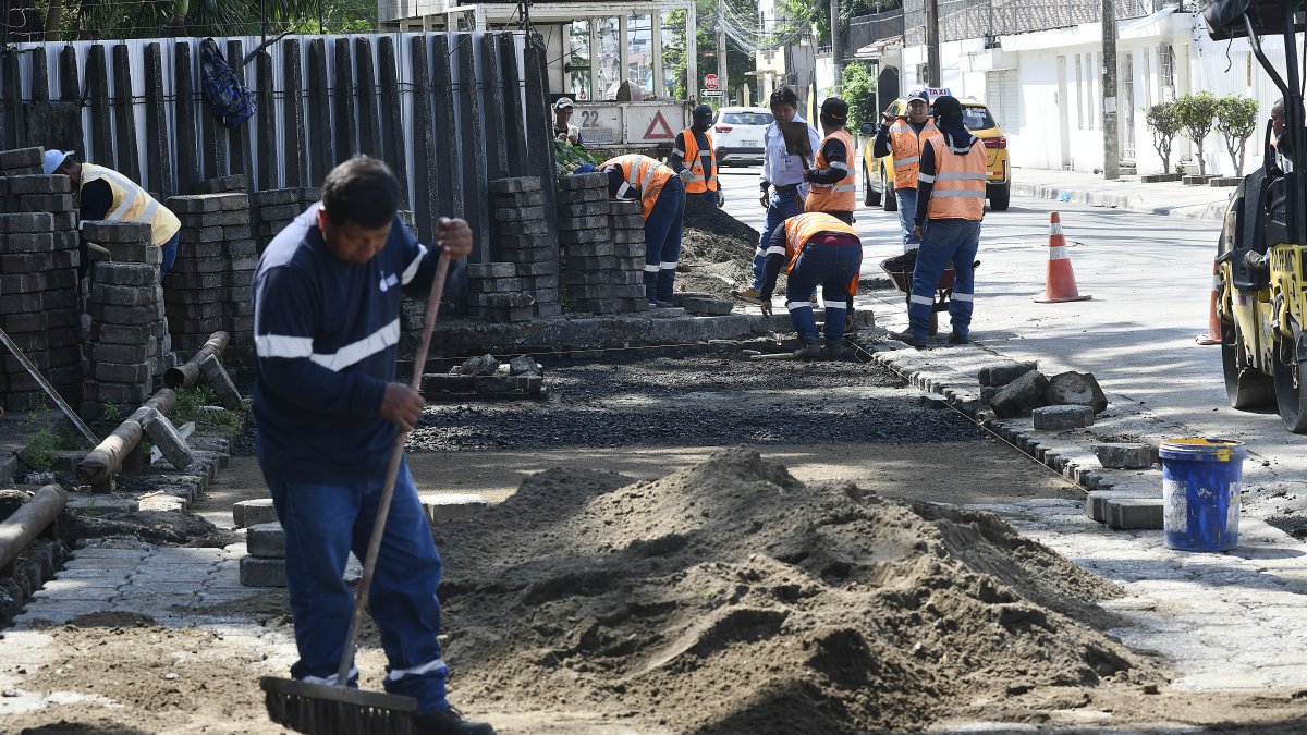 Los arreglos se realizan en las aceras