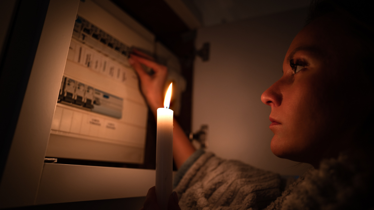 Referencial. Quito, al igual que otras ciudades del país, está sufriendo cortes de energía.