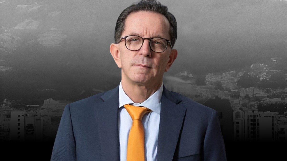 El secretario de Comunicación, Roberto Izurieta, renunció al cargo este 25 de abril.