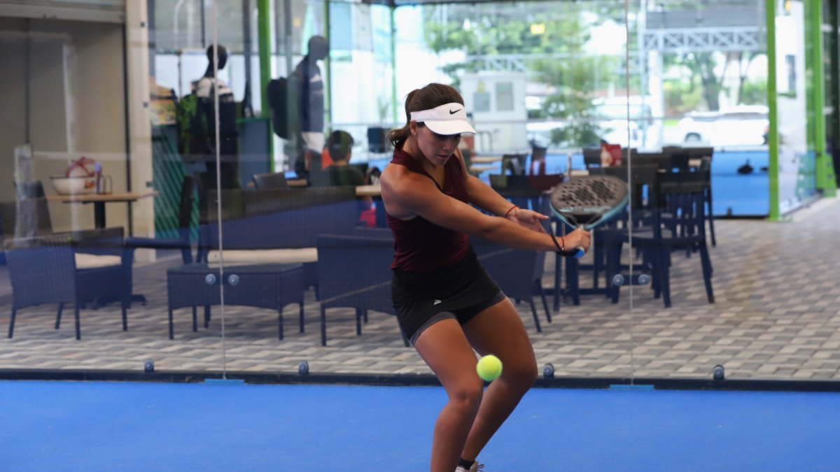 Se estima que en Ecuador hay unas 250 canchas de pádel y cerca de 10 mil jugadores.