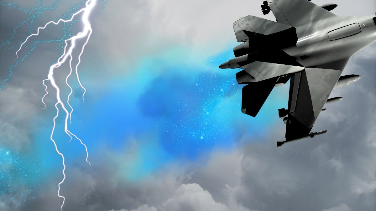 Una posible solución. El 'bombardeo' de nubes es un método que usa México y Dubái.