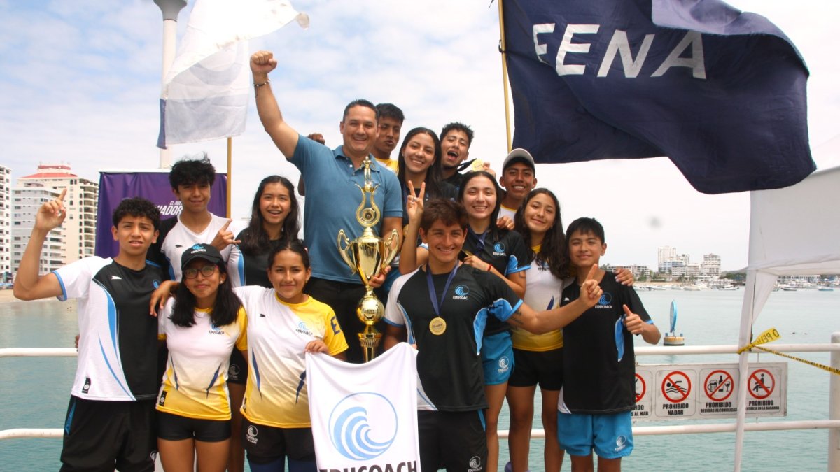 El Equipo Educoach celebró el título obtenido en Salinas