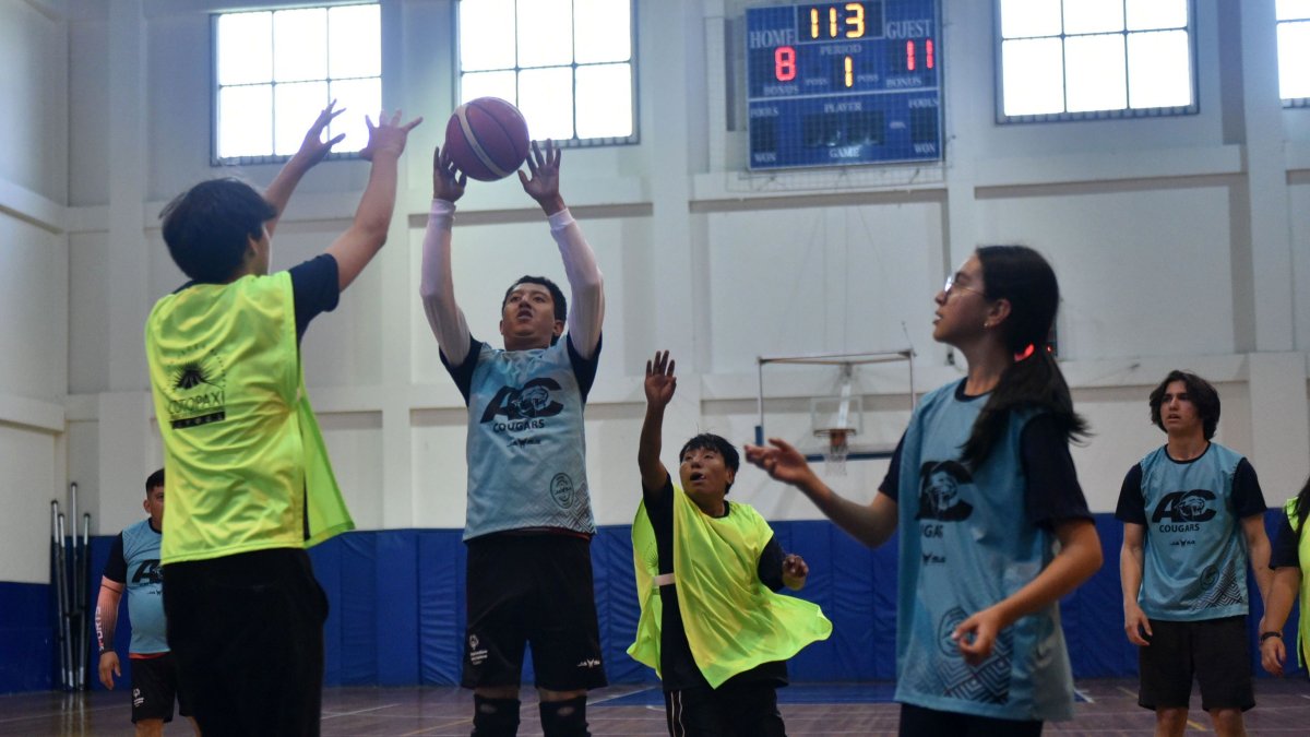 Los equipos disputaron partidos que tuvieron una duración de 20 minutos.