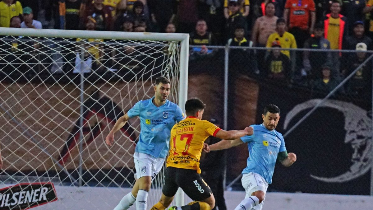 El choque que disputará Universidad Católica y Barcelona corresponde a la fecha 4 de la primera etapa.