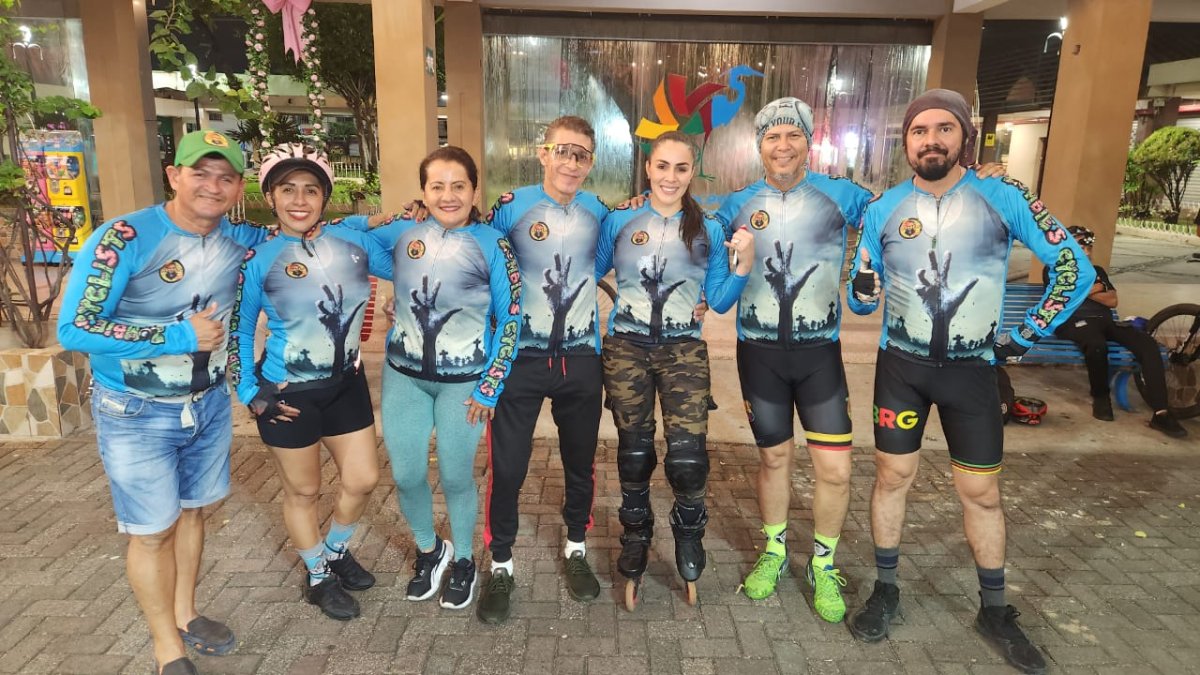 Zombies Cyclists festejó sus tres años de agrupación con nuevo jersey.