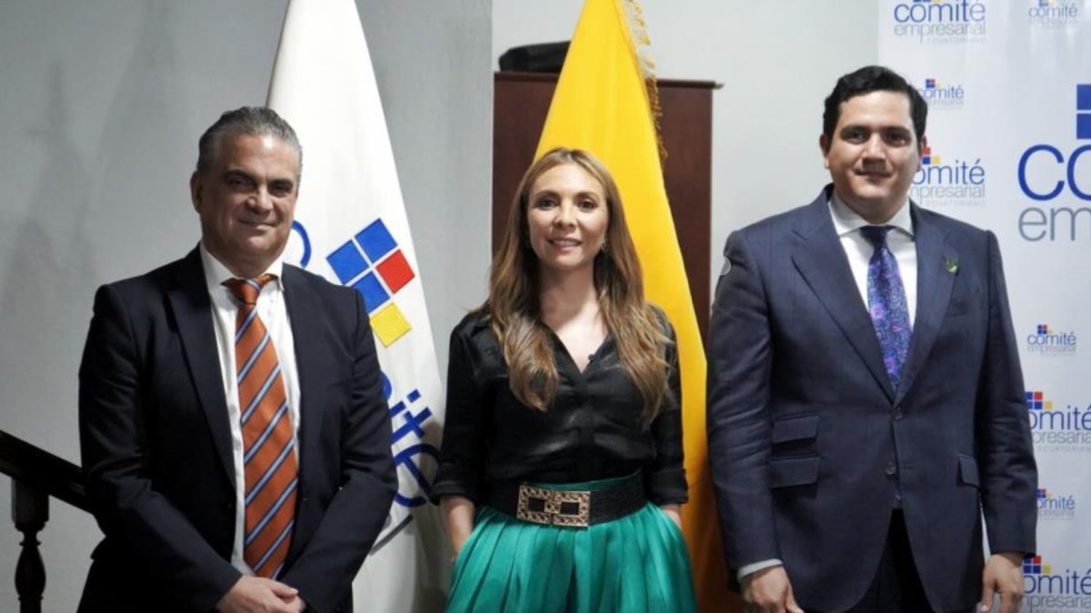 Francisco Rivadeneira, María Paz Jervis y José Antonio Hidalgo.