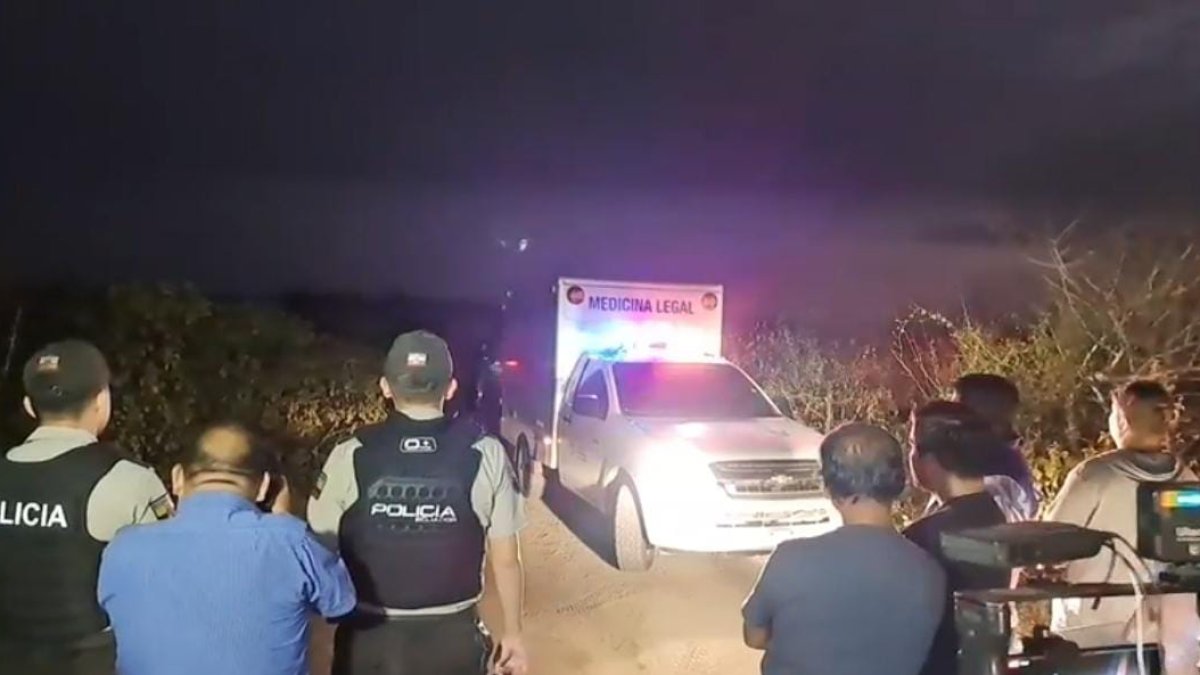 En la vía conocida como Tres Cruces, un hombre halló sin vida a la víctima.