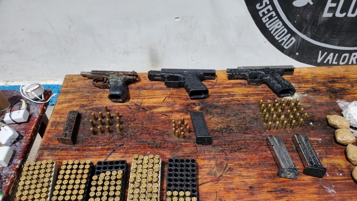 Pese al conflicto armado interno y estado de excepción, en la cárceles aún hay armas.