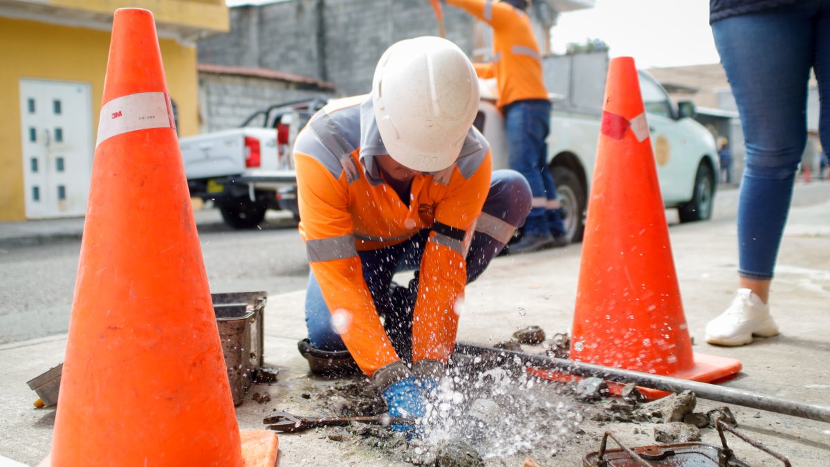 Entre los bienes se encuentran medidores de agua.