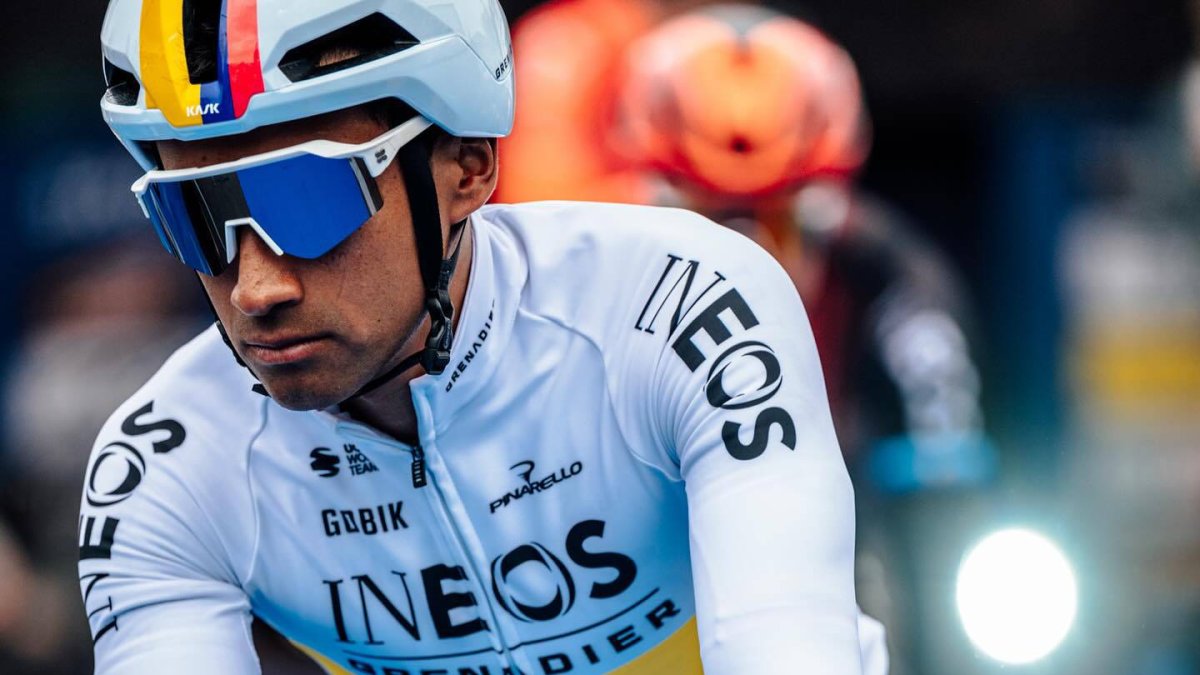 Jhonatan Narváez lucirá por primera vez el maillot tricolor, como campeón nacional de ciclismo de ruta, en el Giro de Italia.