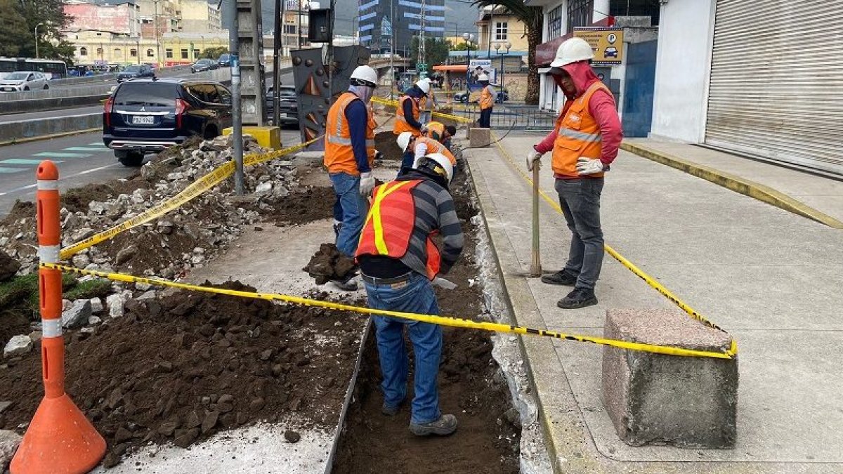 En 2023 se realizaron trabajos de soterramiento de cables en la av. Amazonas y Patria.