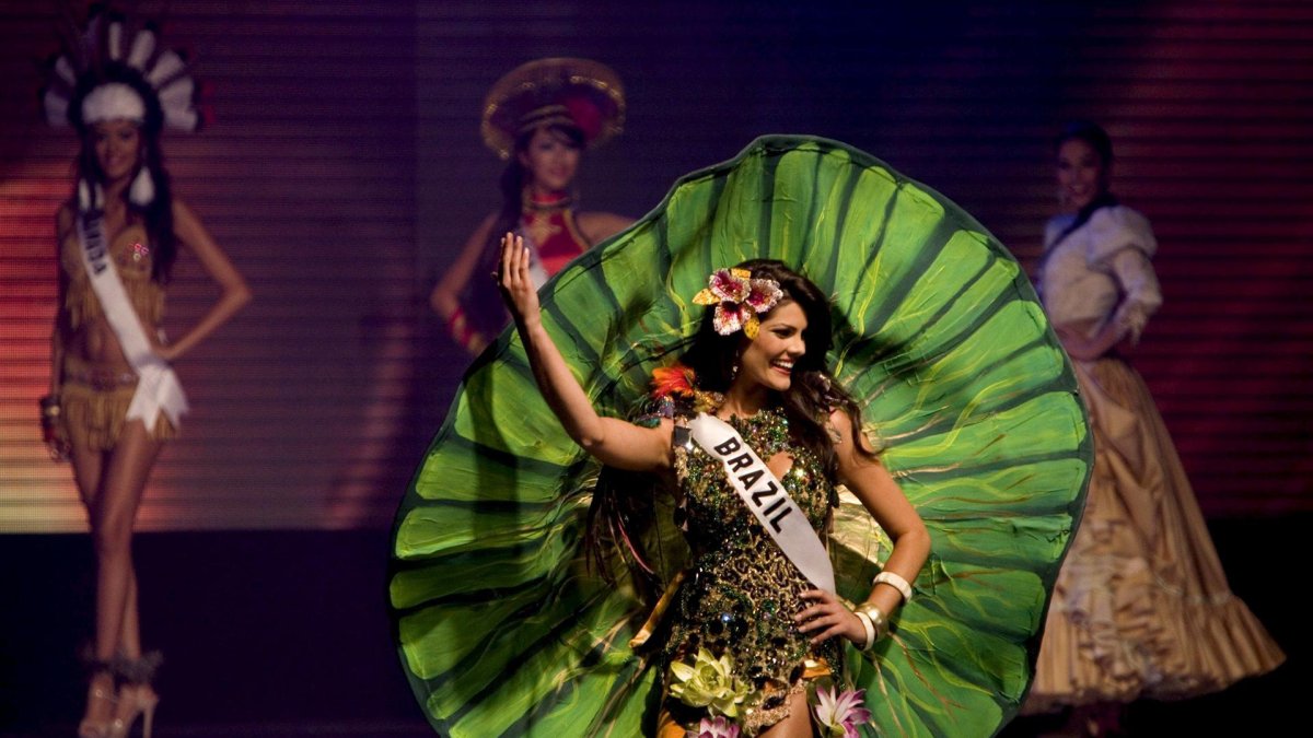 Foto de archivo de la ex Miss Brasil, Natália Anderle.