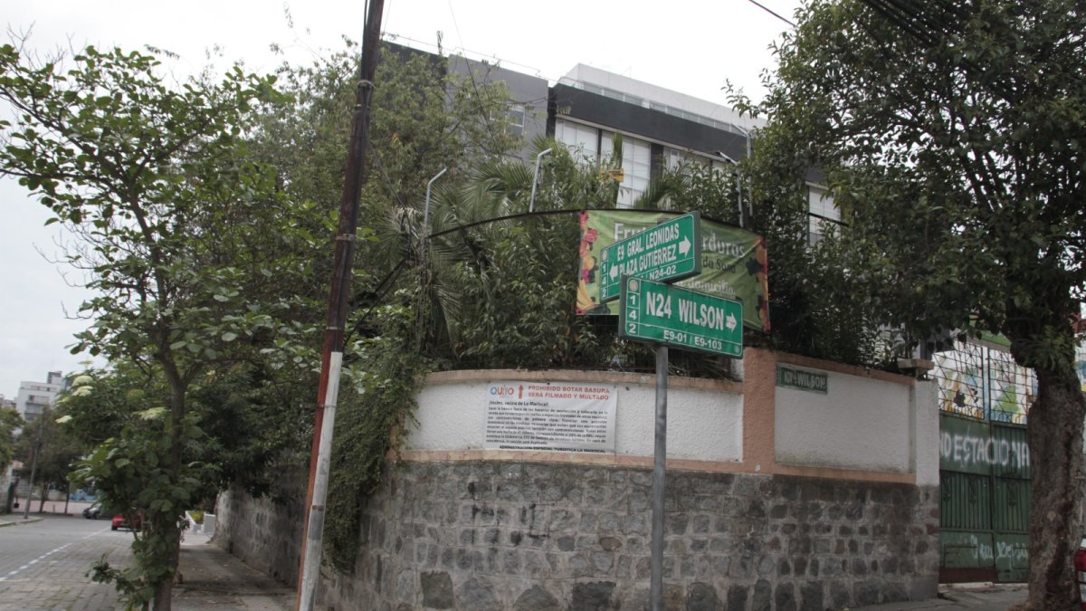 Según la Alcaldía de Quito, la vivienda fue derrocada el 3 de mayo.