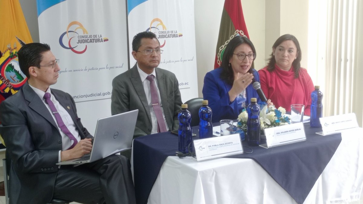Labor. Hace unos días Goyes se reunió con los jueces de Tungurahua.