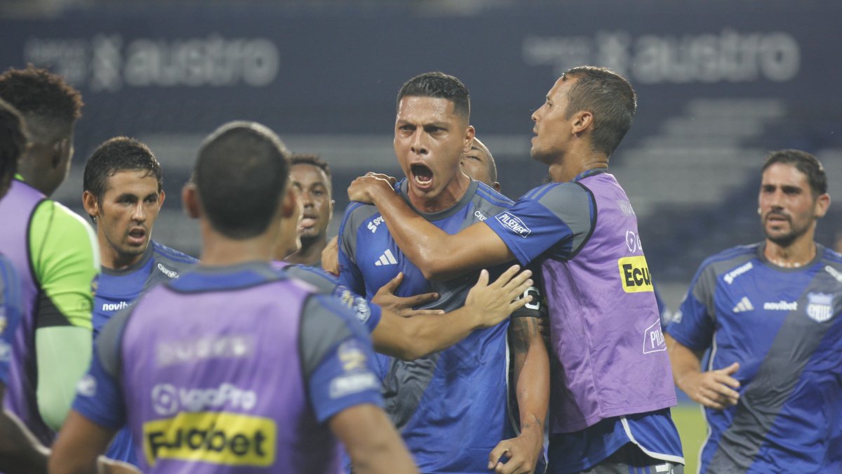 El Bombillo gana el encuentro.