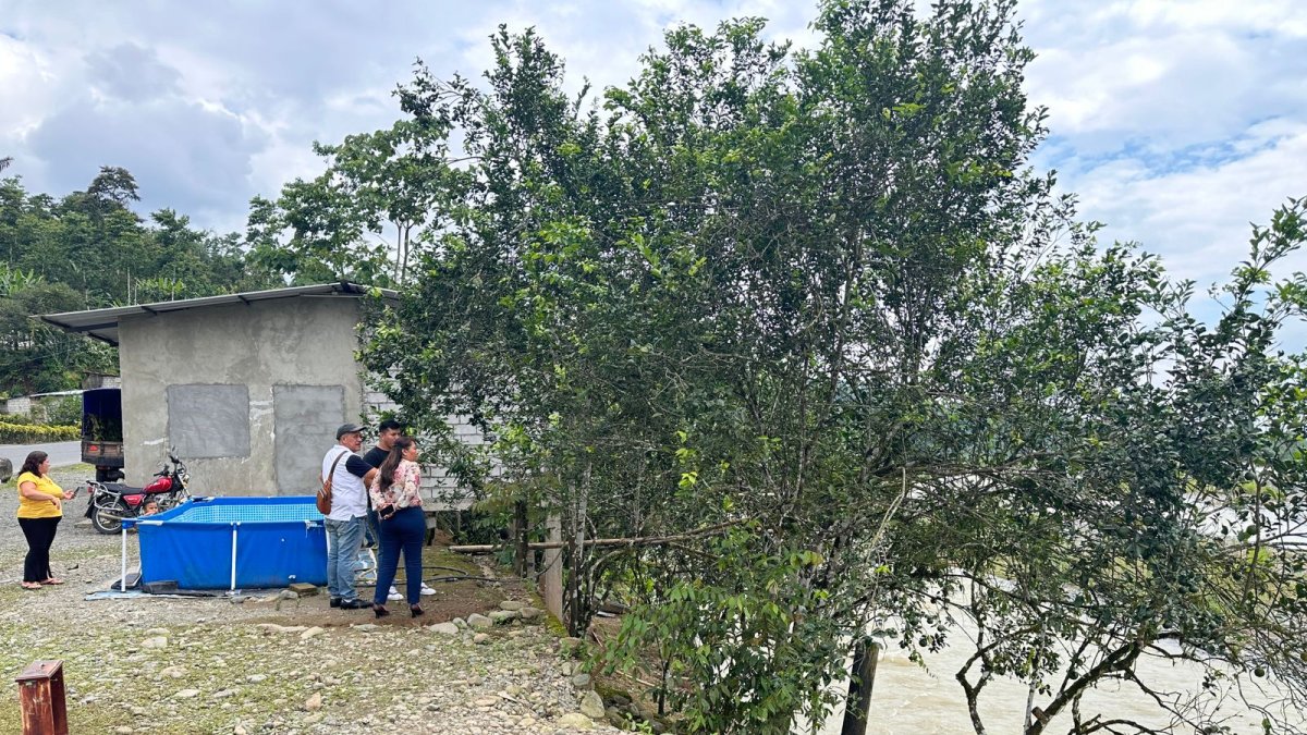 Personal del Cuerpo de Bomberos de La Maná realizó una inspección en el lugar