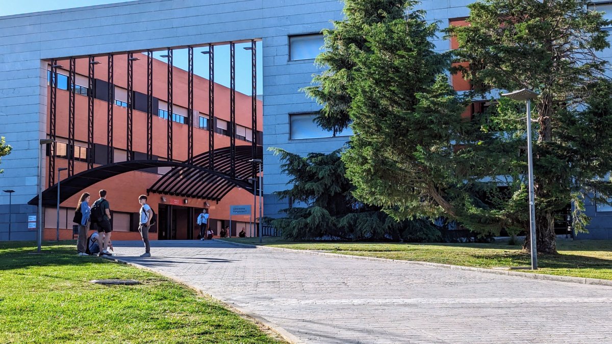 Panorama. Las clases de los periodos universitarios en España comienzan en el mes de octubre de este año.