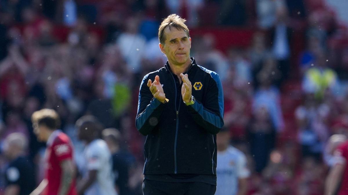 El entrenador Julen Lopetegui estuvo al mando de Wolverhampton Wanderers