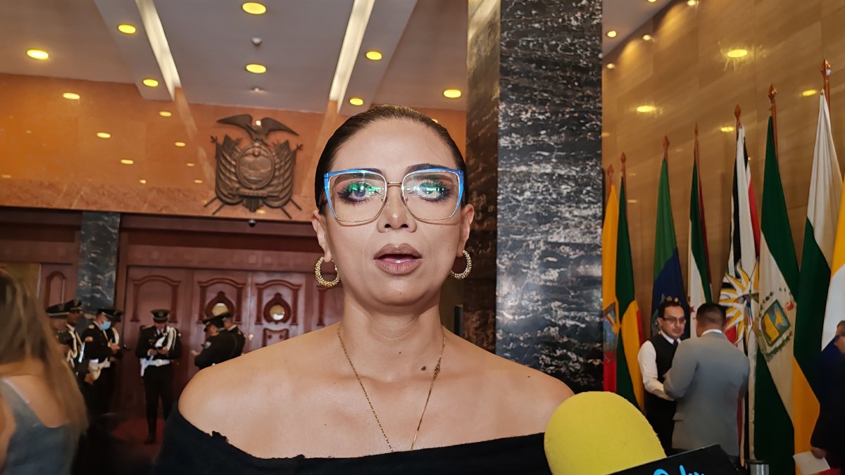 La asambleísta Jahaira Urresta aseguró que se iniciará el proceso de fiscalización sobre la tala del manglar en Olón, que involucraría a Lavinia Valbonesi.