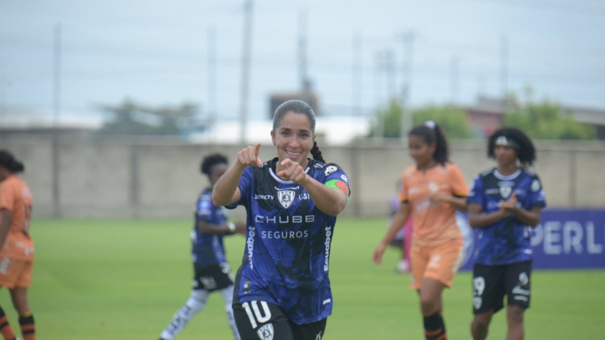 Ambar Torres figura de las Dragonas de Independiente del Valle