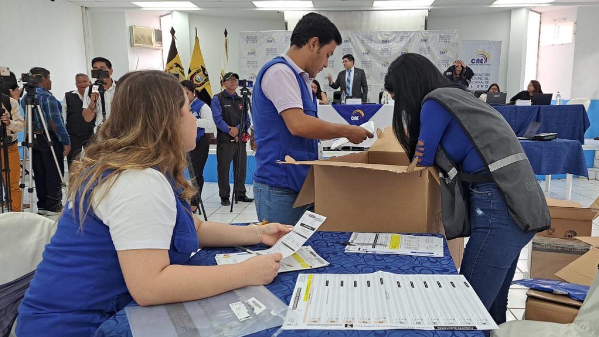 El CNE proclamó resultados de la consulta popular 2024 al no existir recursos pendientes.