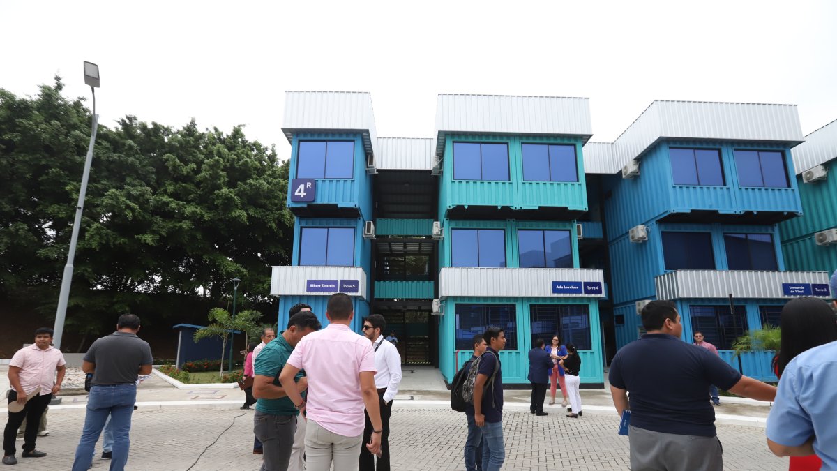 Una veintena de contenedores más integran la segunda etapa de las Residencias Politécnicas.