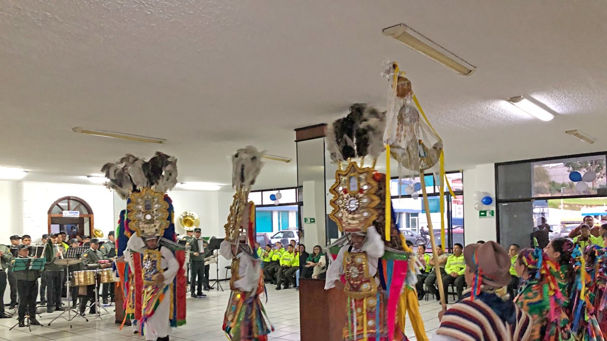 Tradición. El danzante es uno de los personajes principales de las festividades del Corpus Christi en Pujilí.