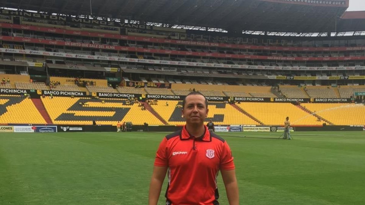 El colombiano Juan Pablo Buch dirigirá al Delfín para lo que resta de la temporada