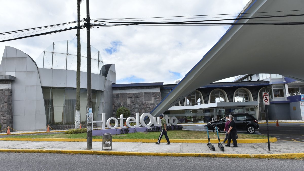 Obra. El hotel Quito fue construido hace 61 años, es uno de los más icónicos de la capital.