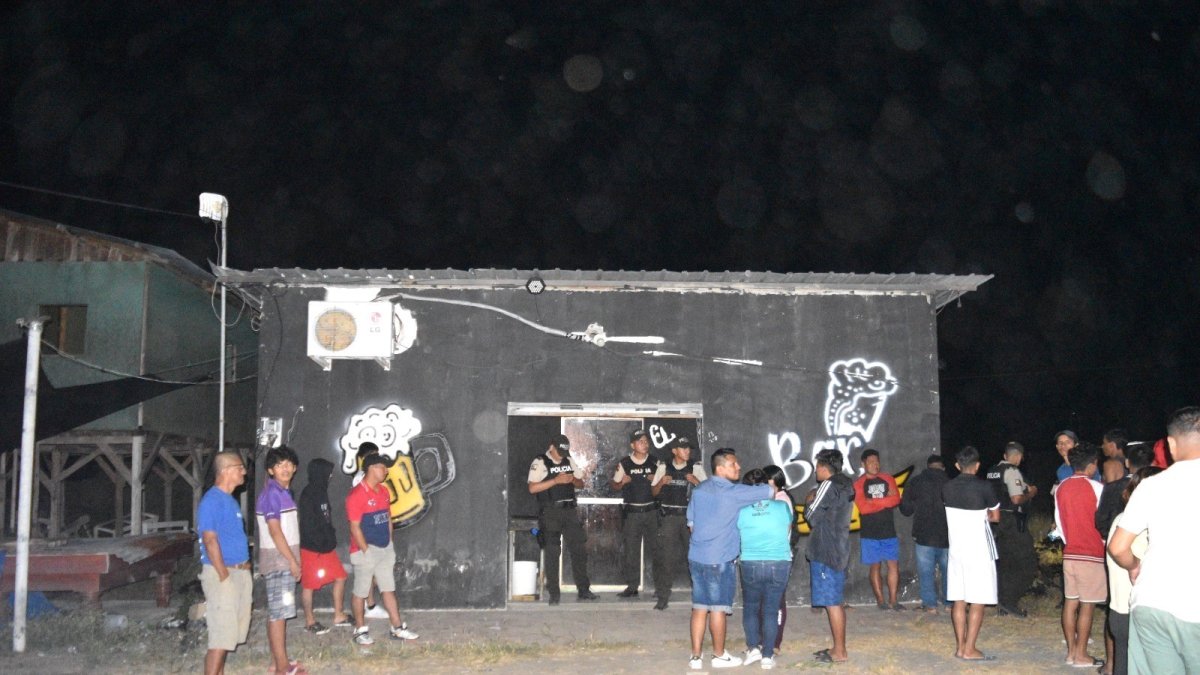 Reacciones. Los moradores del sector quedaron aterrados tras la masacre que acabó con 8 personas.