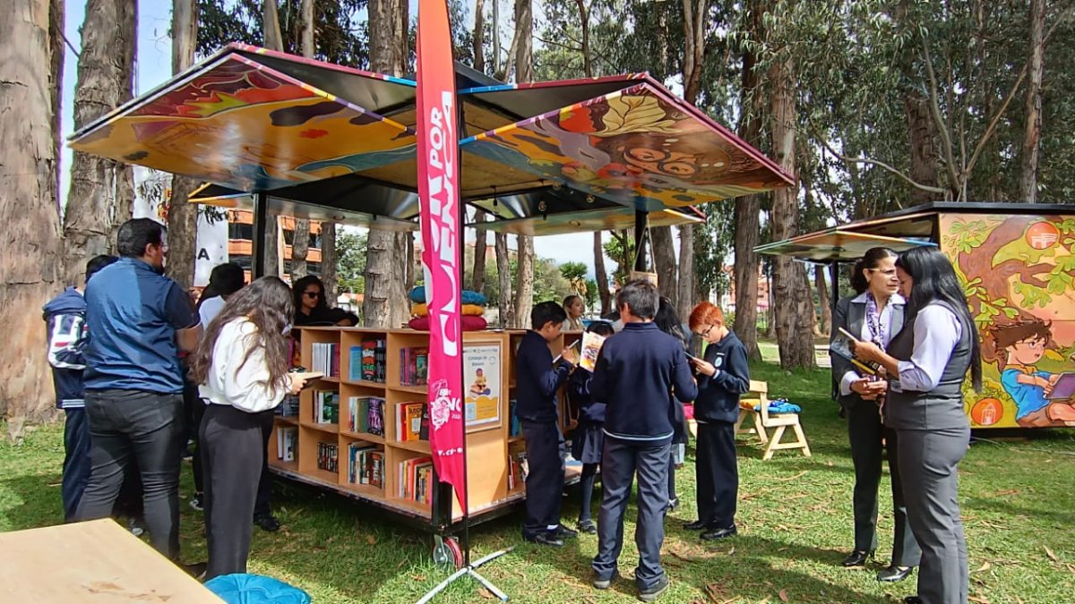 La biblioteca móvil recorrerá todo el cantón Cuenca y sus parroquias rurales.