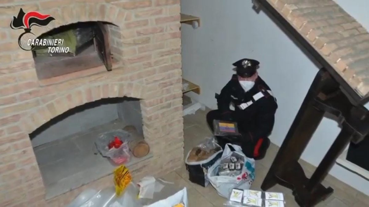 Según las investigaciones, la organización era liderada por dos hermanos albaneses.