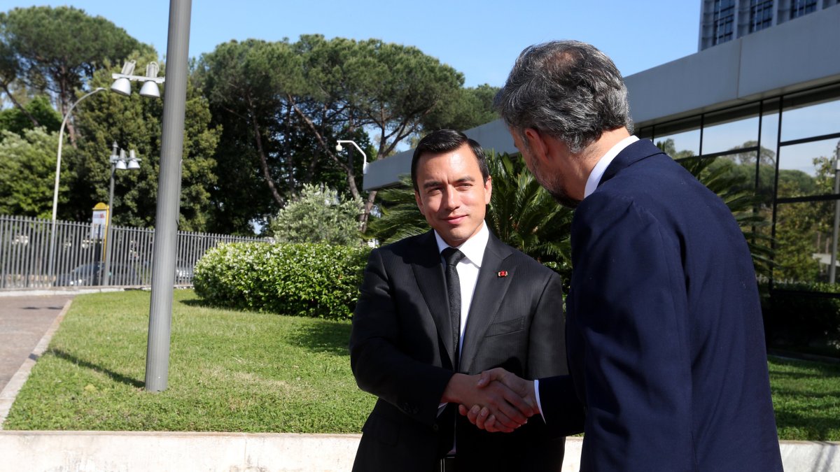 Durante su agenda, el Primer Mandatario ecuatoriano Daniel Noboa se reunió con Álvaro Lario, presidente del Fondo Internacional de Desarrollo Agrícola.