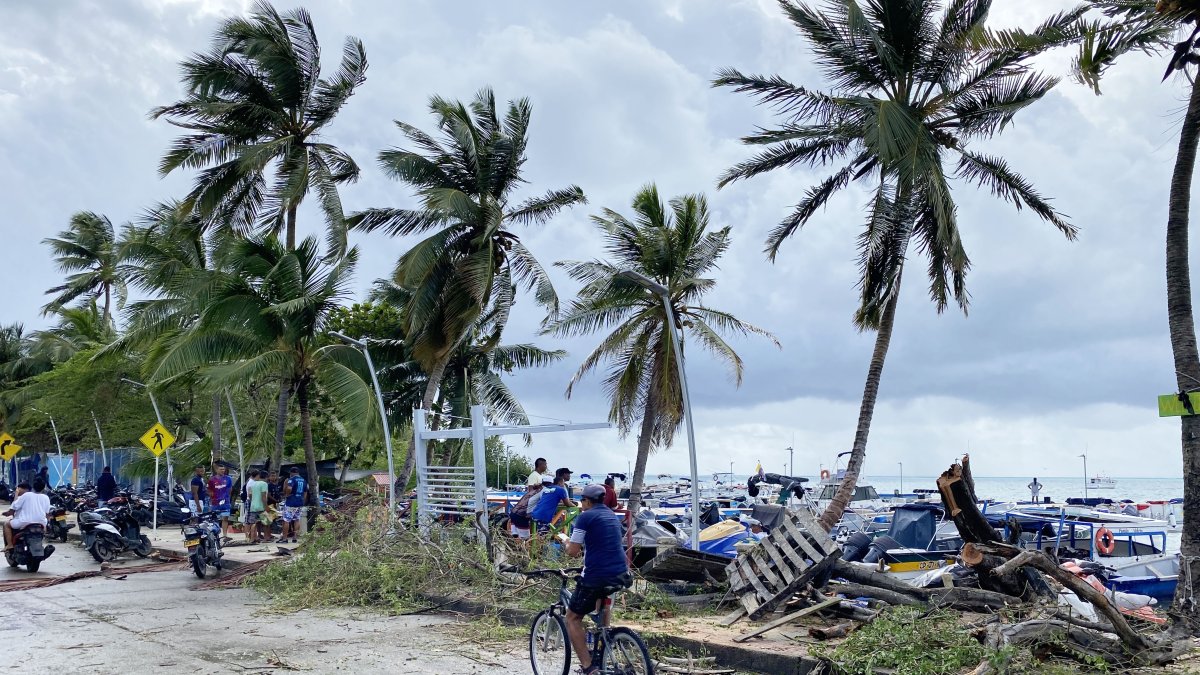 Fotografía de archivo de los daños causados por el paso de un huracán en la isla colombiana de San Andrés.