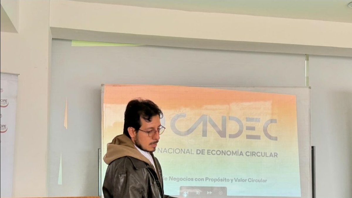 Gremio.- Uno de los talleres que se realizaron para determinar la hoja de ruta de Candec.