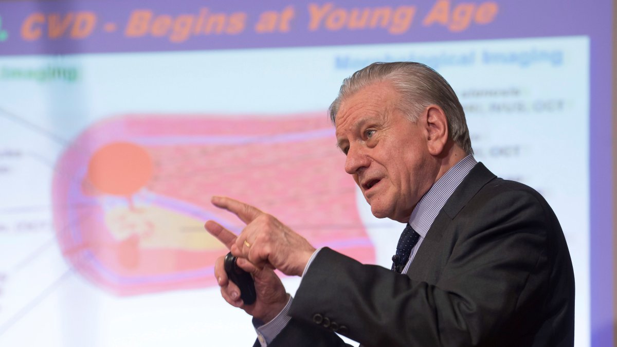 El director del Centro Nacional de Investigaciones Cardiovasculares Carlos III (CNIC) y presidente de Mount Sinai Heart