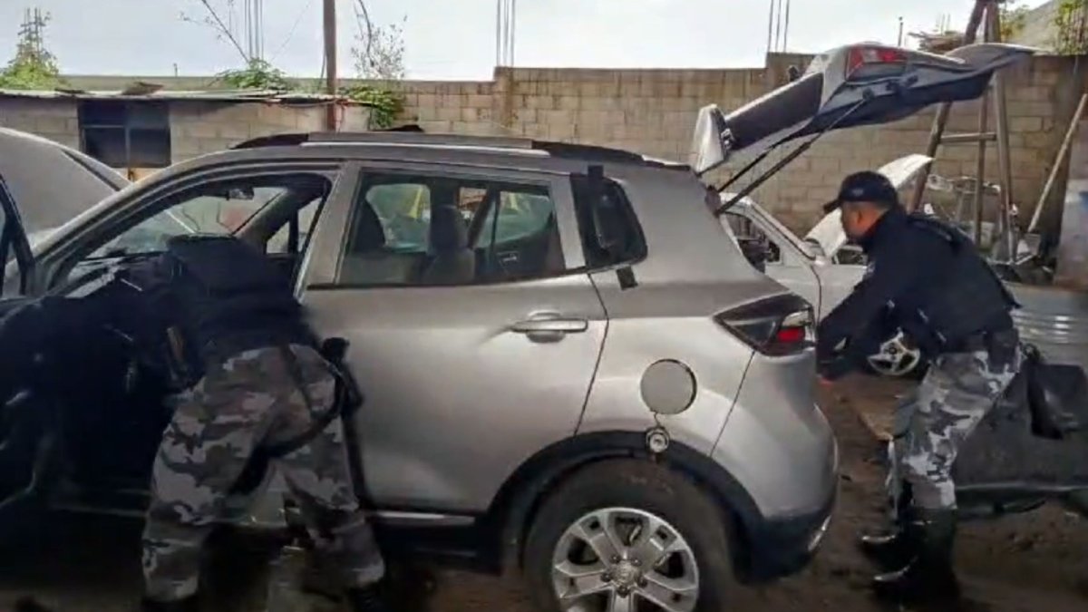 Uno de los vehículos estaba reportado como robado