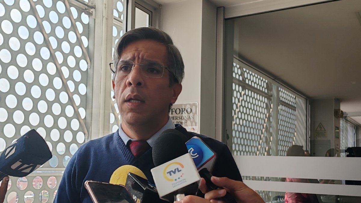 Construye es la primera bancada en manifestar su postura frente al caso de Salazar.