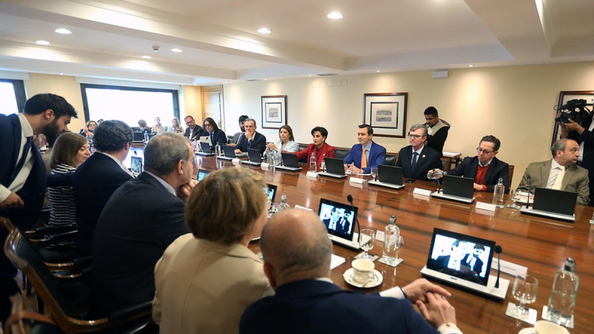 Presidente durante encuentro con empresarios españoles.