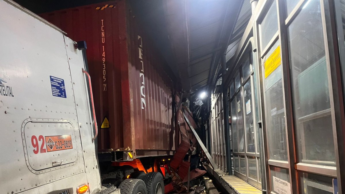 El hecho no dejó personas heridas, según la información preliminar.