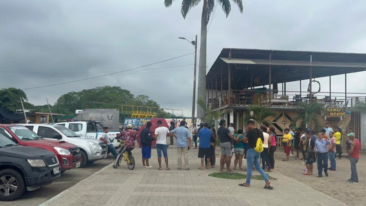 Bajo Alto se encuentra en el cantón El Guabo.