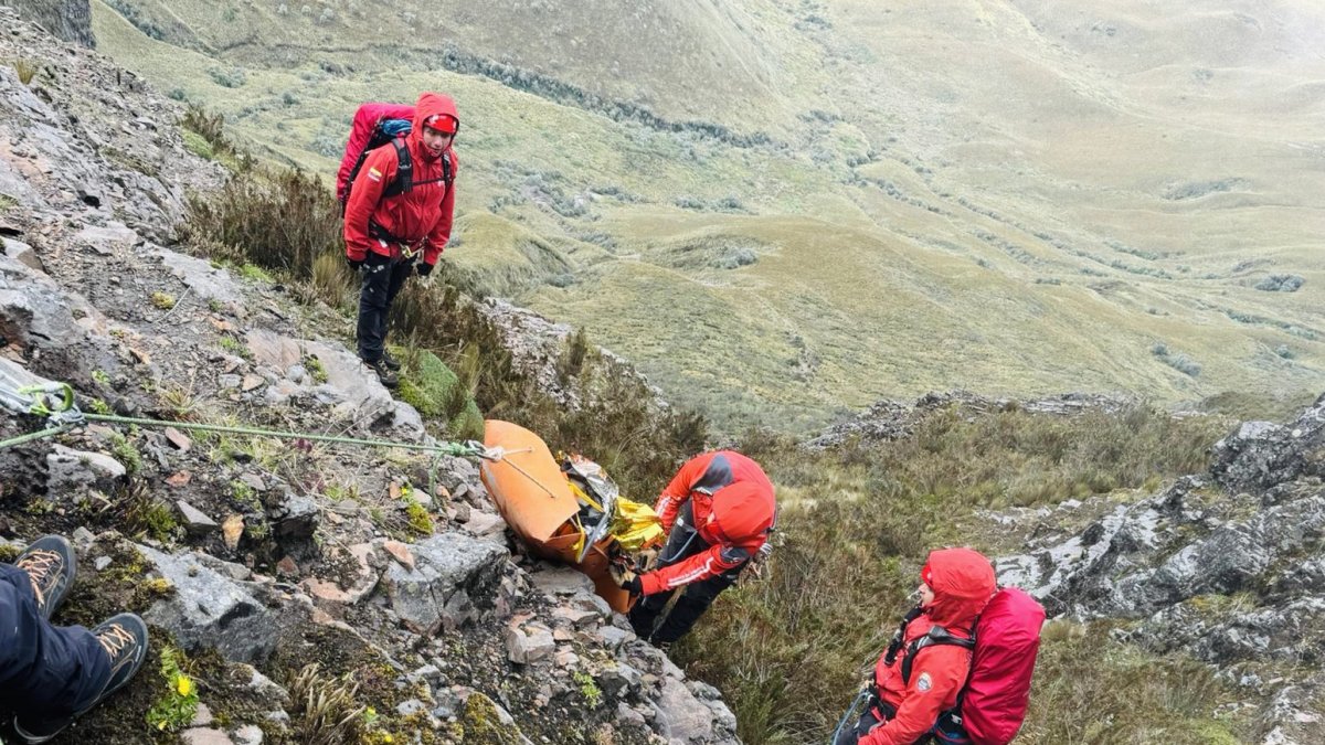 La víctima perdió la vida, cuando realizaba una excursión en la montaña del Rucu Pichincha.