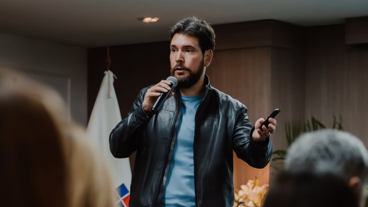 Topic fue candidato presidencial en el 2023 y buscó colaborar con el presidente Daniel Noboa.