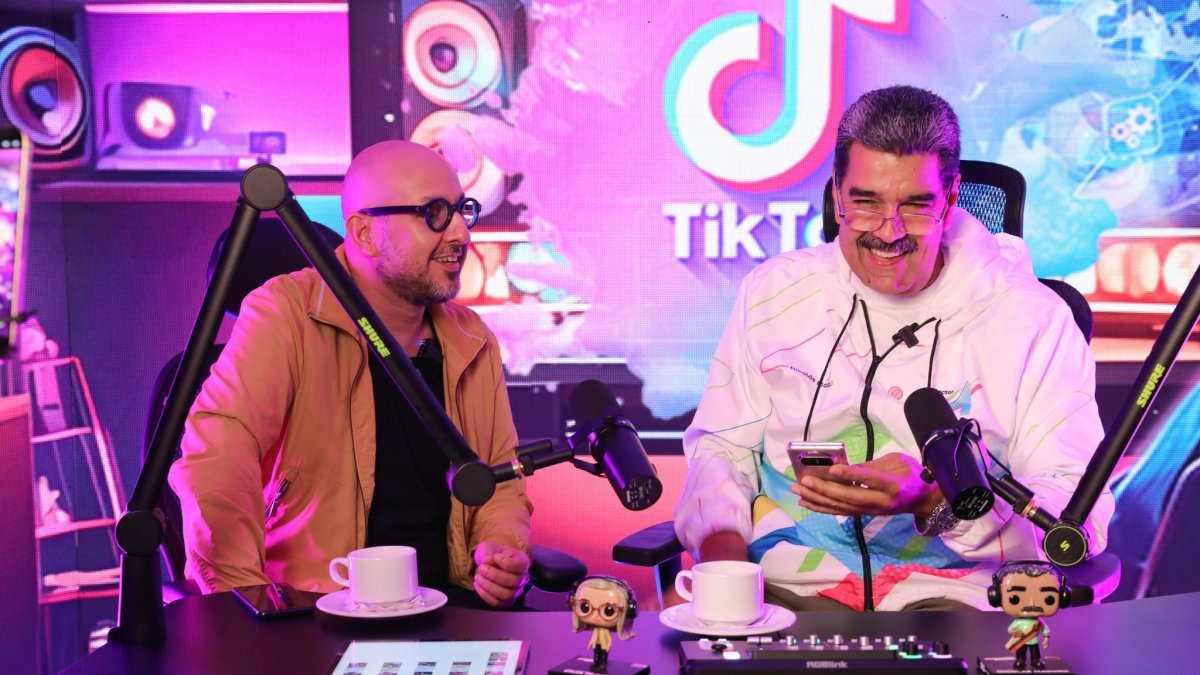 El Gobierno de Nicolás Maduro no se ha pronunciado respecto a la denuncia al escandalo que vincula al prófugo Ronny Aleaga, su hija menor de edad y su exesposa.