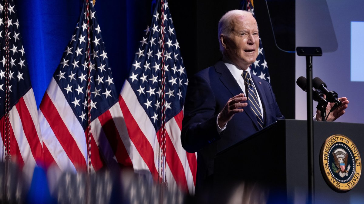 El presidente Joe Biden, pronuncia discurso en el 70.º aniversario del caso Brown v. Board of Education, en el Museo Nacional de Historia y Cultura Afroamericana en Washington, el 17 de mayo de 2024.