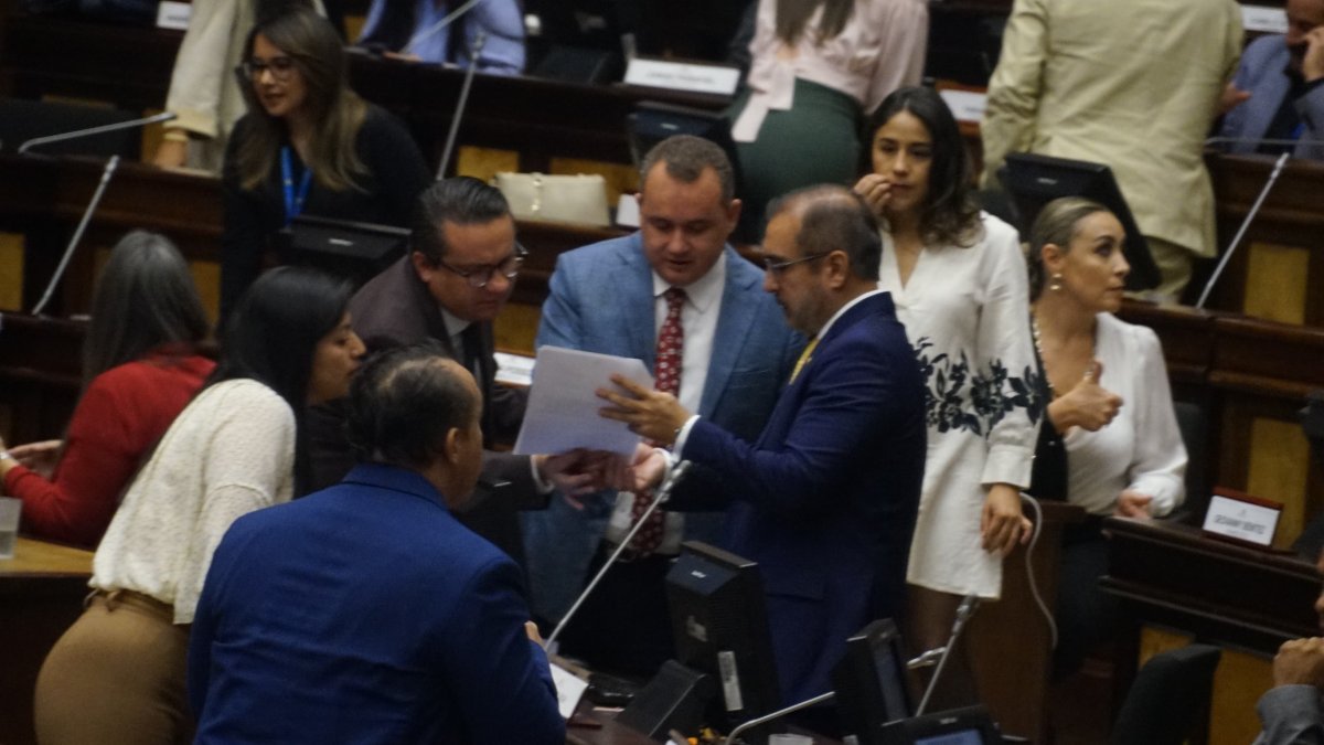 Comisión Especializada Ocacional dará trámite a los proyectos de ley remitidos por el ejecutivo.