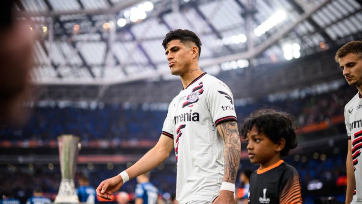 Hincapié participó los 90 minutos en la final única en Dublin.